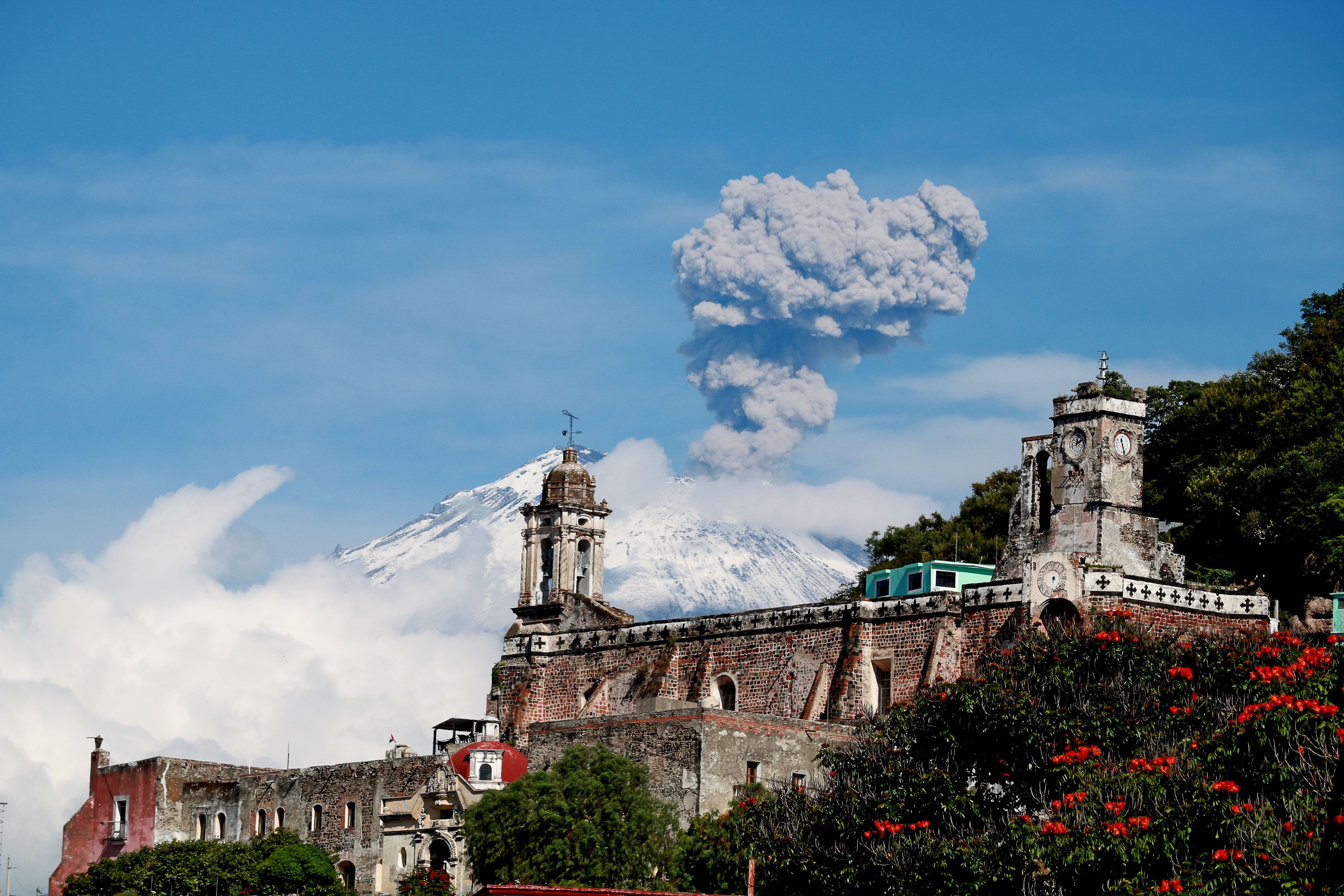 atlixco pueblo magico, cabañas en atlixco, como llegar a atlixco, hoteles en atlixco puebla, villa iluminada atlixco